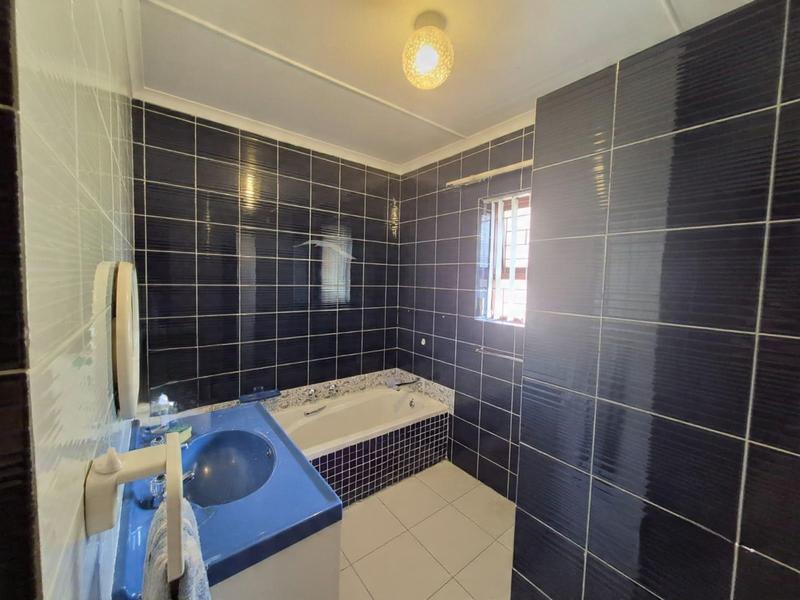 4 Bedroom Property for Sale in Camphersdrift Western Cape